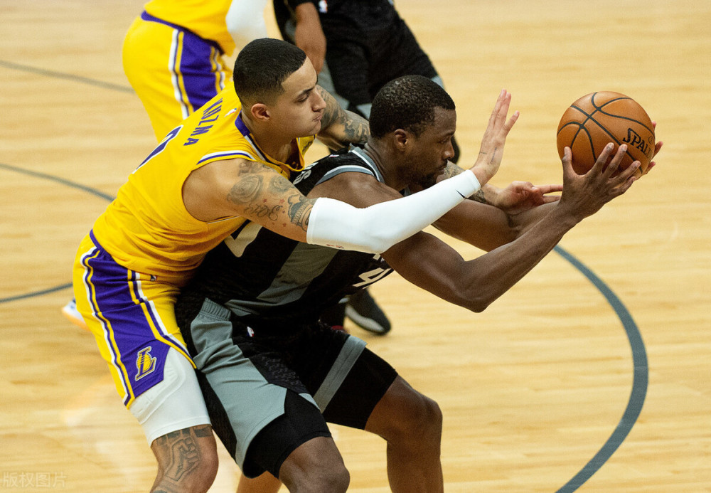 ayx爱游戏官网 -巴黎圣日耳曼对阵托特纳姆热刺